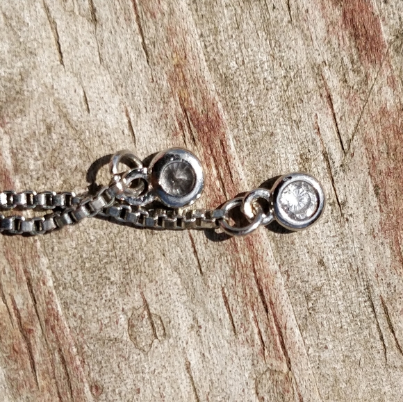 Adjustable Feather Bracelet - Picture 7 of 7